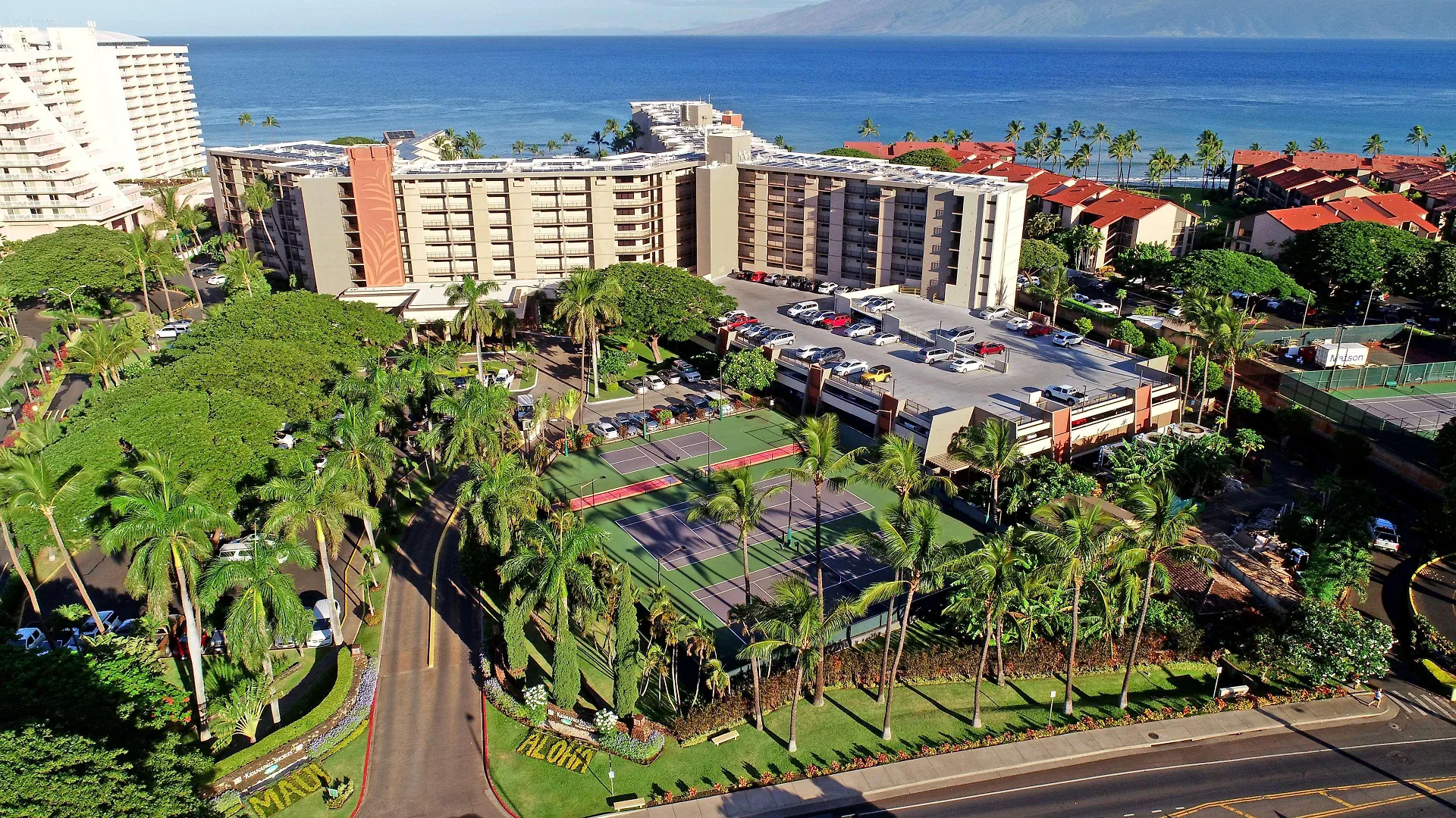 Aston Kaanapali Shores Апарт-отель Лахайна
