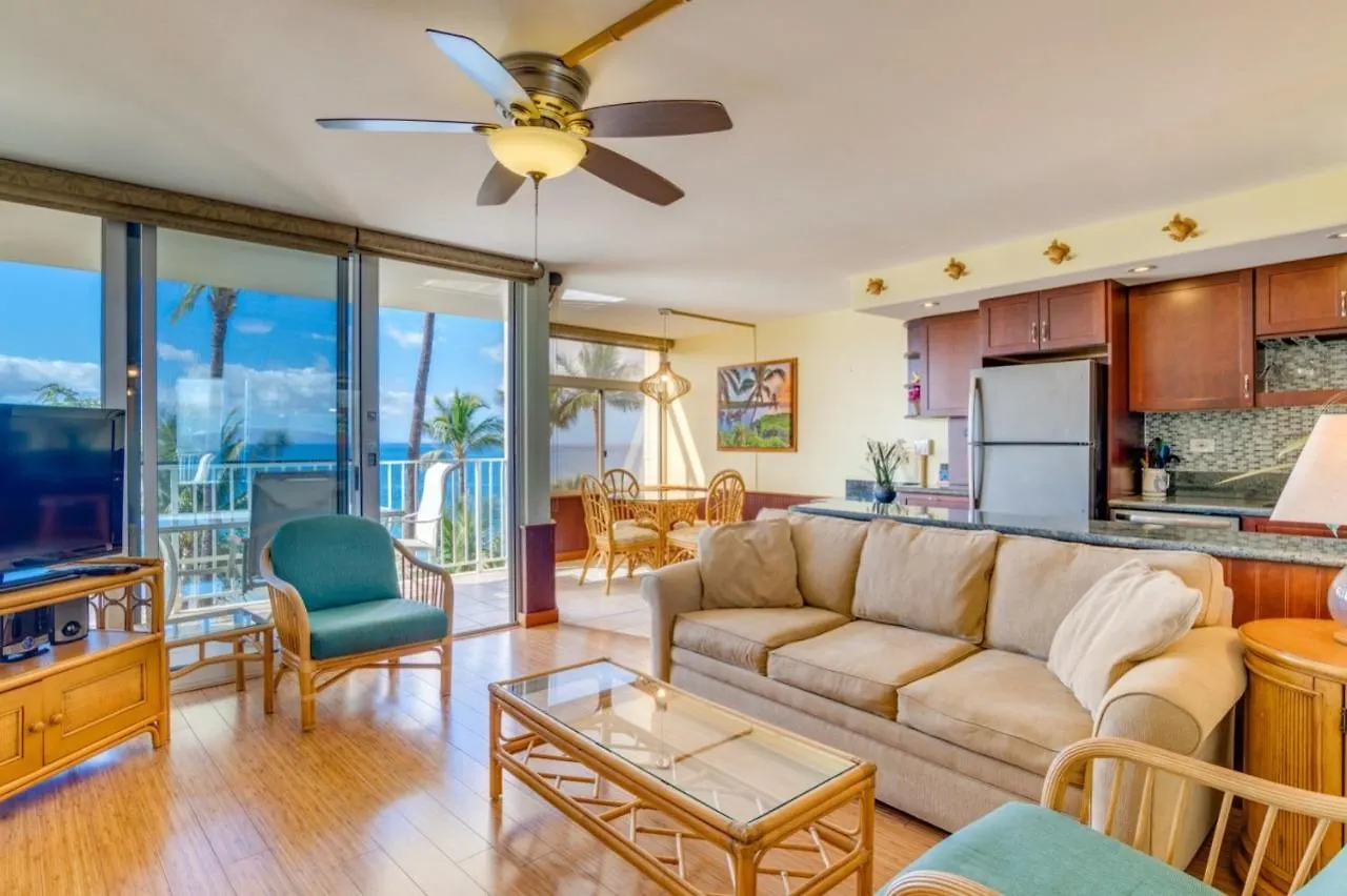 The Hale Pau Hana 4* Kīhei