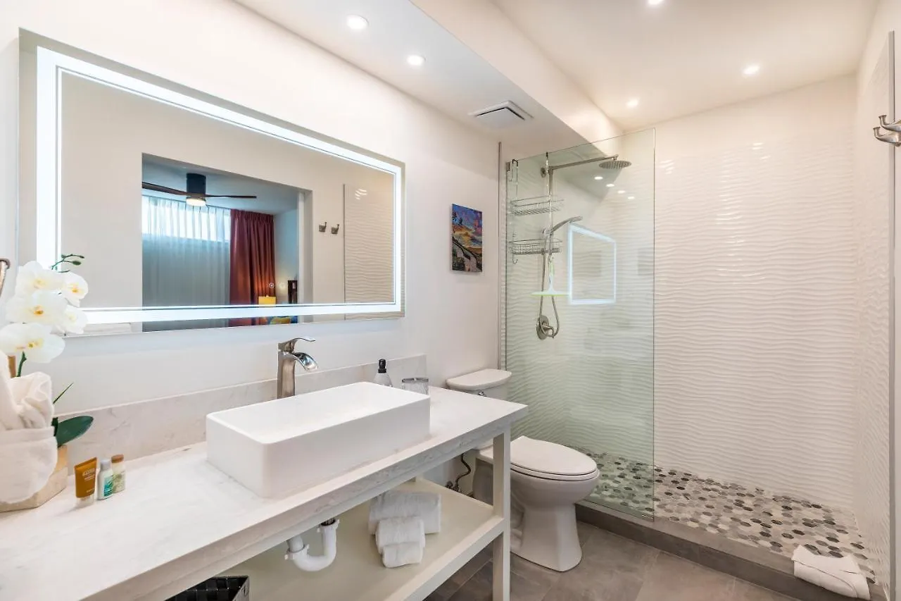 Apartment Rare Upscale Oasis - 2 Bed,2 Bath - Kuau Plaza -