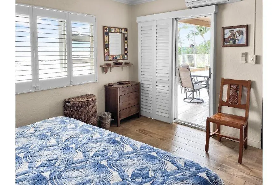 Menehune Shores, #210 Apartment *