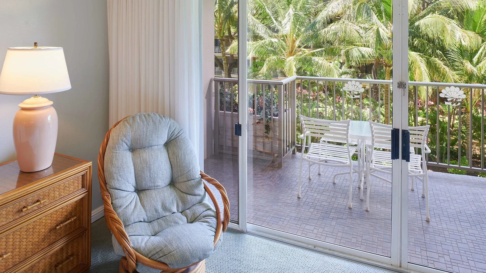 Aparthotel Aston At The Whaler On Kaanapali Lahaina