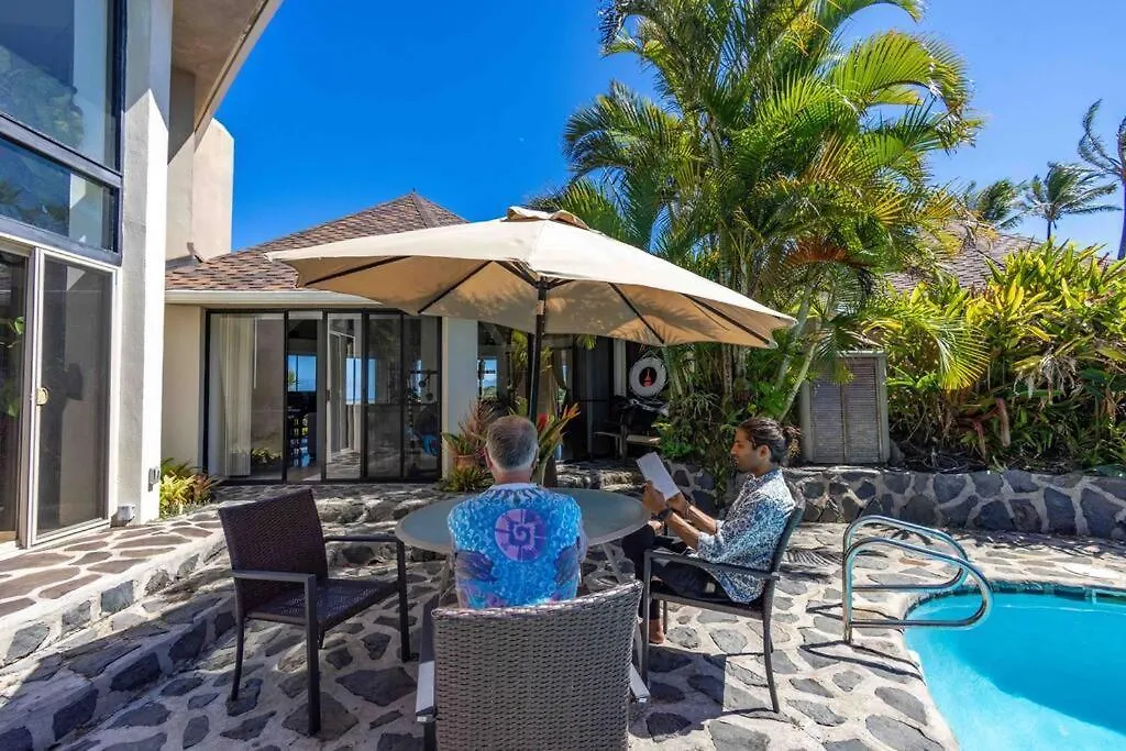Waterfall House With Ocean Views In Haiku, Maui Willa