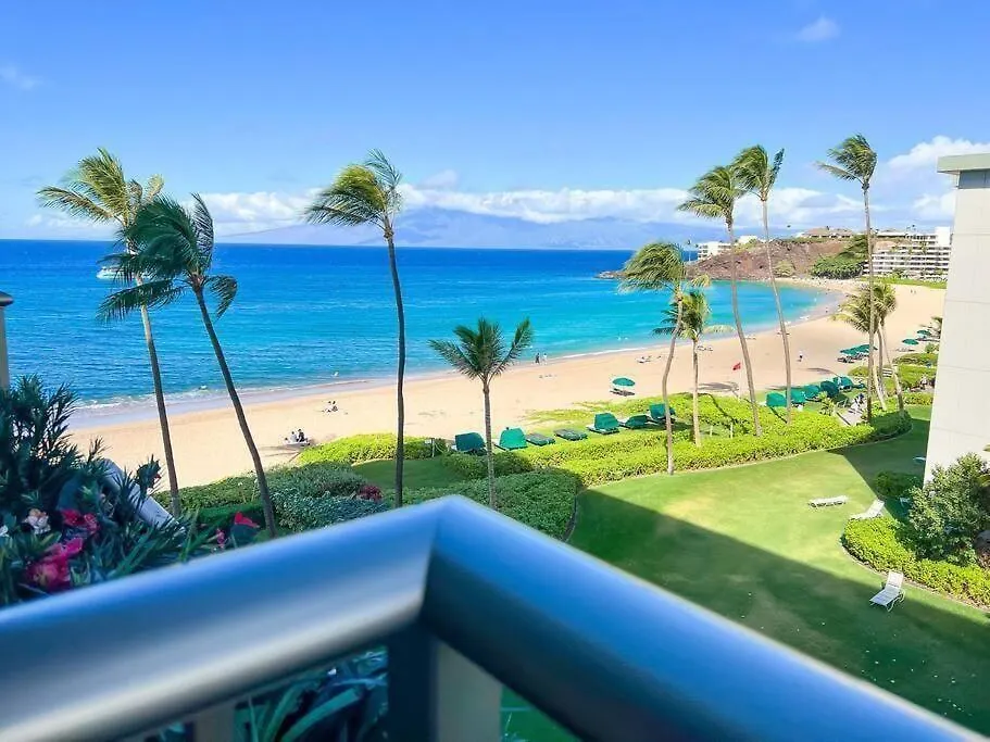 Whaler 508- Fully Remodeled Whaler Condo, Stunning Kaanapali Black Rock View Apartment Lahaina