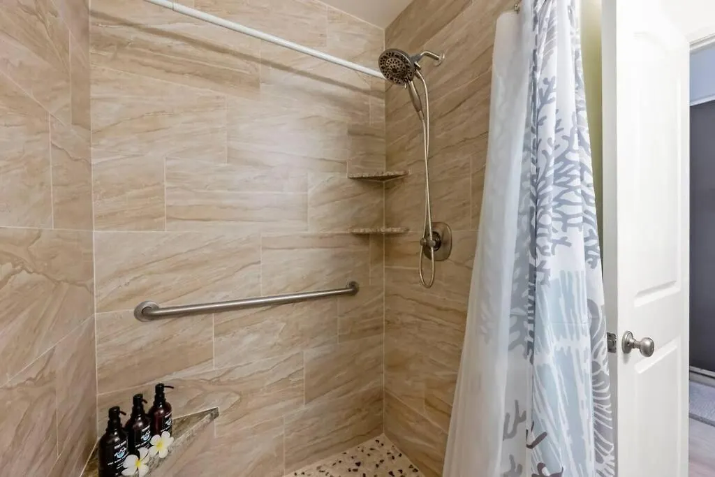 Hale Kamaole 2-113- Ground Floor Updated Kihei Gem, 300steps To *