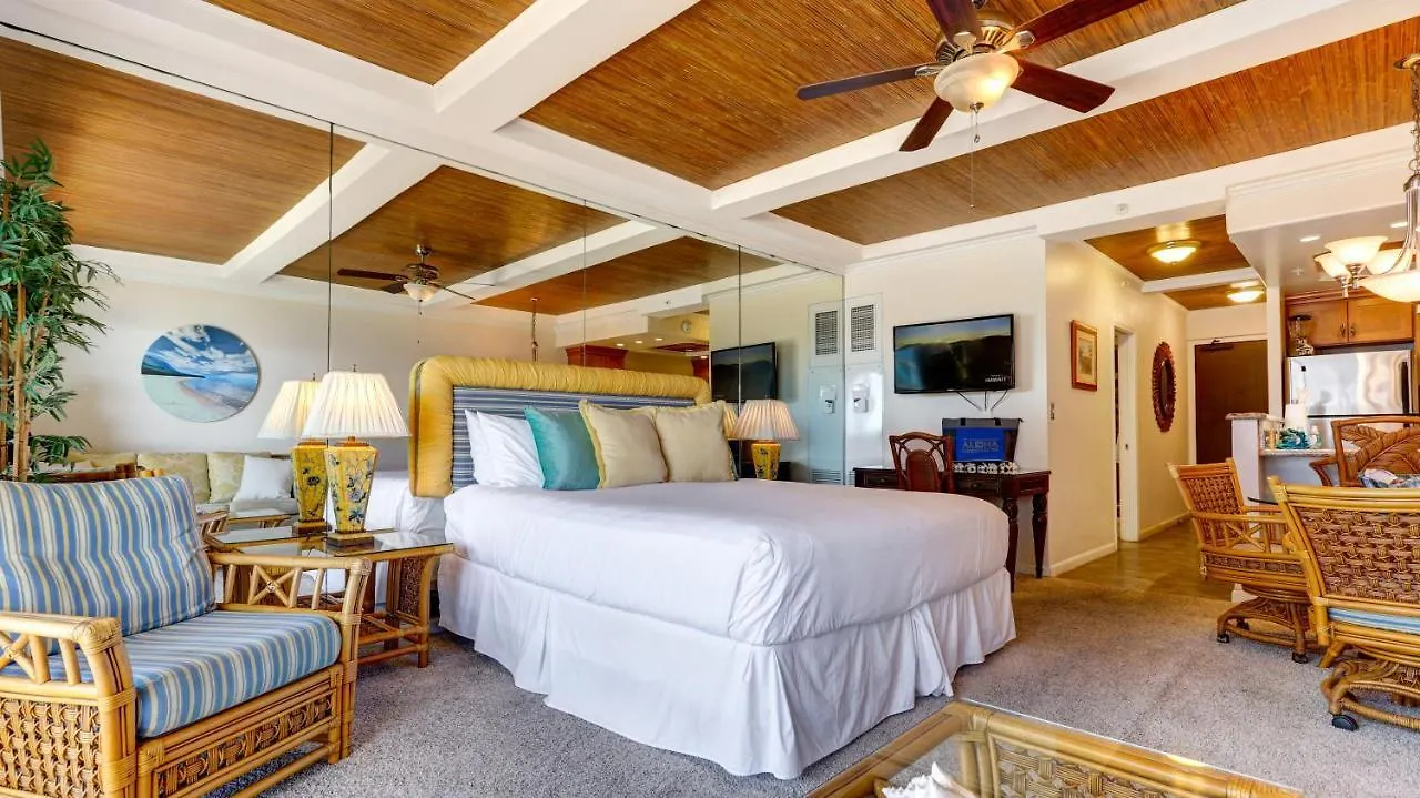 The Whaler Resort: 515~studio With Stunning Center Courtyard & Ocean Views * Lahaina