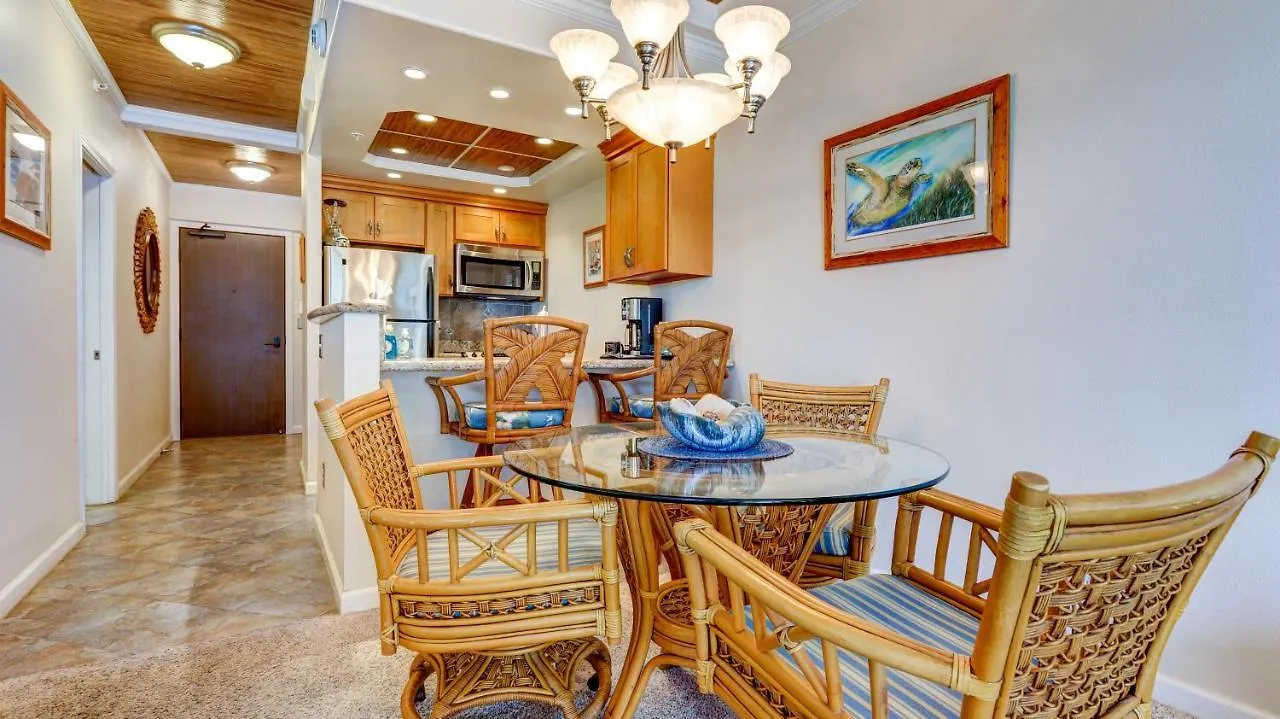 The Whaler Resort: 515~studio With Stunning Center Courtyard & Ocean Views
