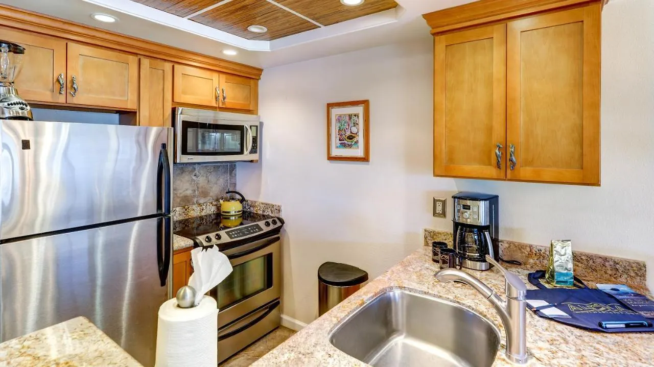 The Whaler Resort: 515~studio With Stunning Center Courtyard & Ocean Views * Lahaina