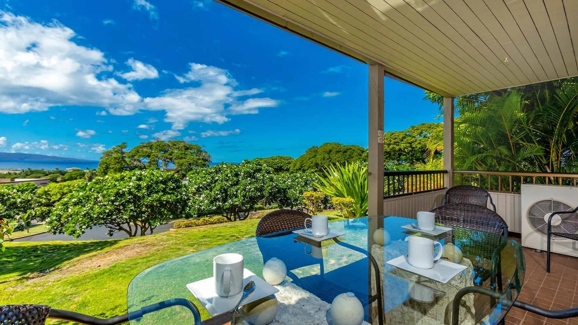 Upscale Wailea! 2-2 With Ocean View