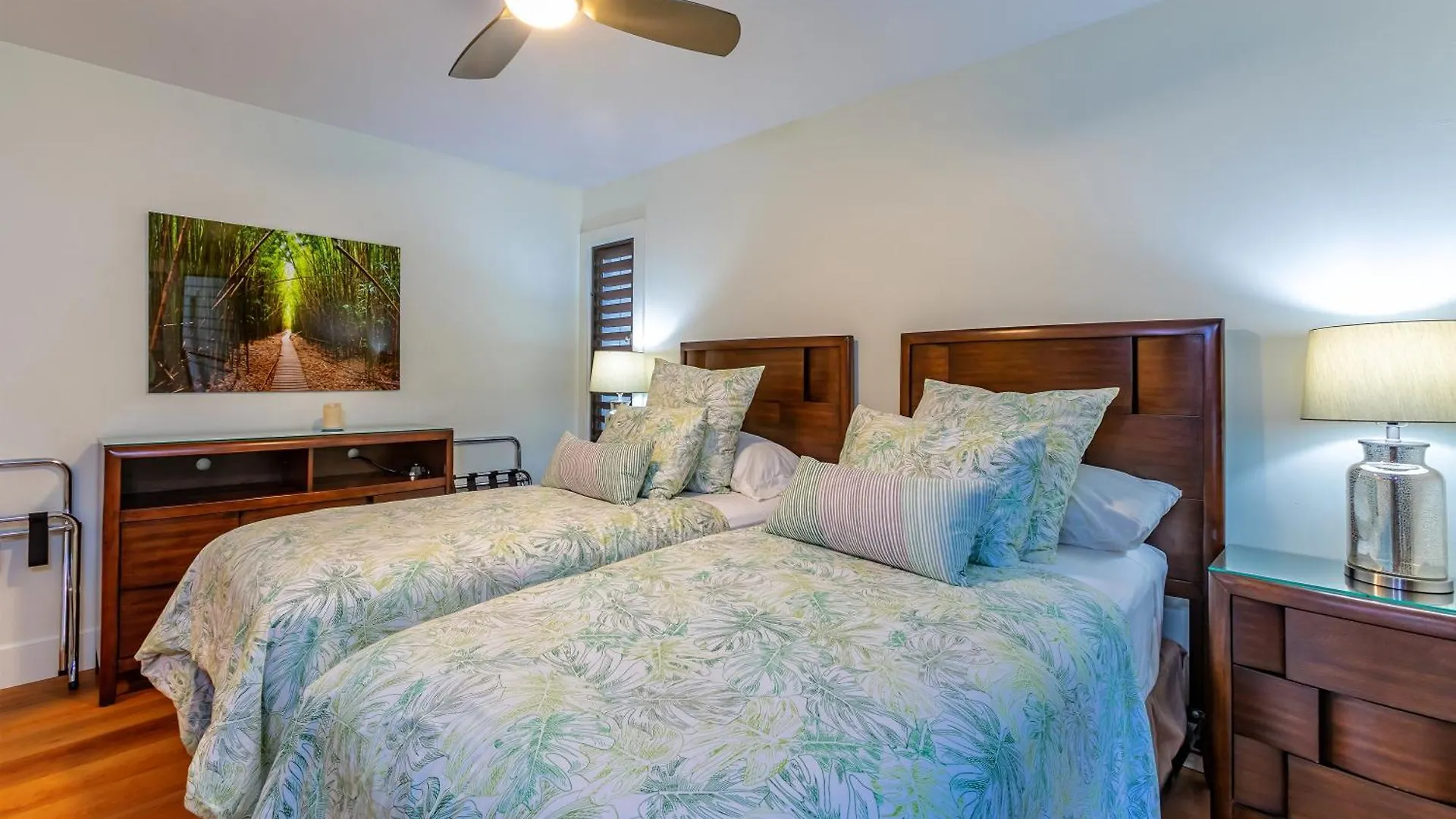 Upscale Wailea! 2-2 With Ocean View