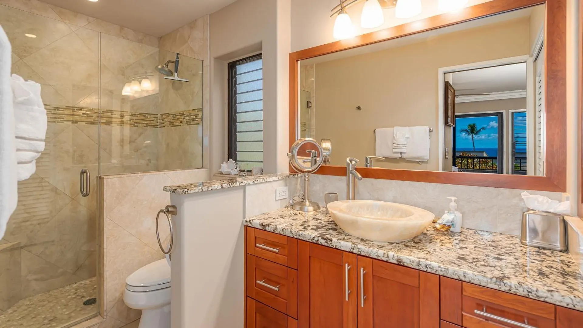 Wailea Ekolu 407 - Renovated, Split Ac, Ocean View Holiday home
