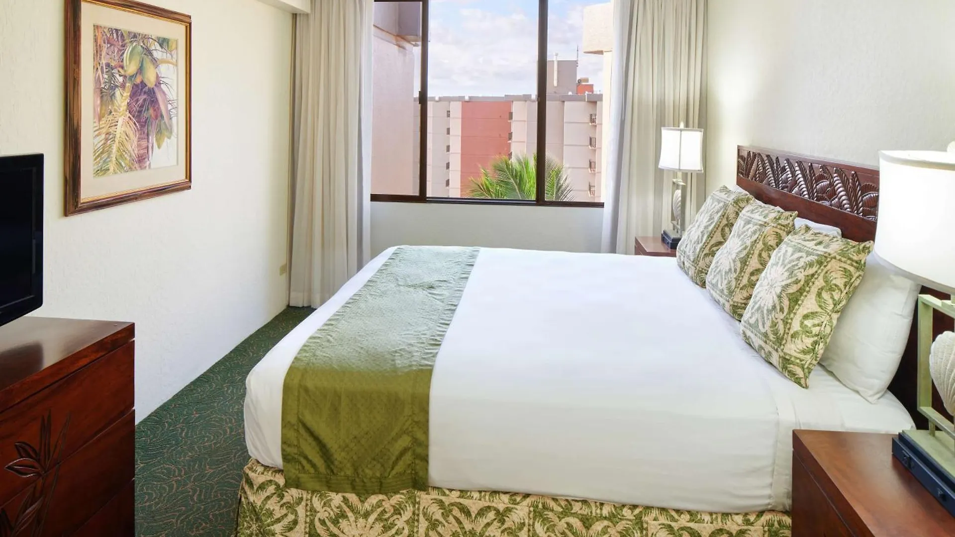 Апарт-отель Aston Kaanapali Shores