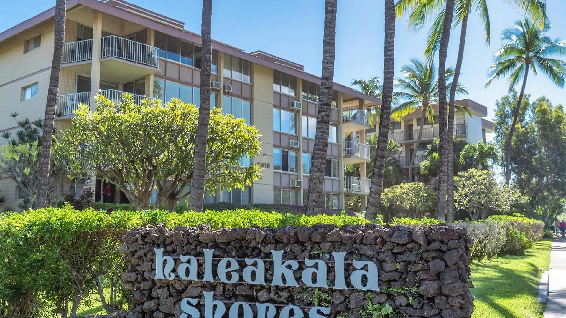Haleakala Shores A-301, Panoramic Views, Split Ac