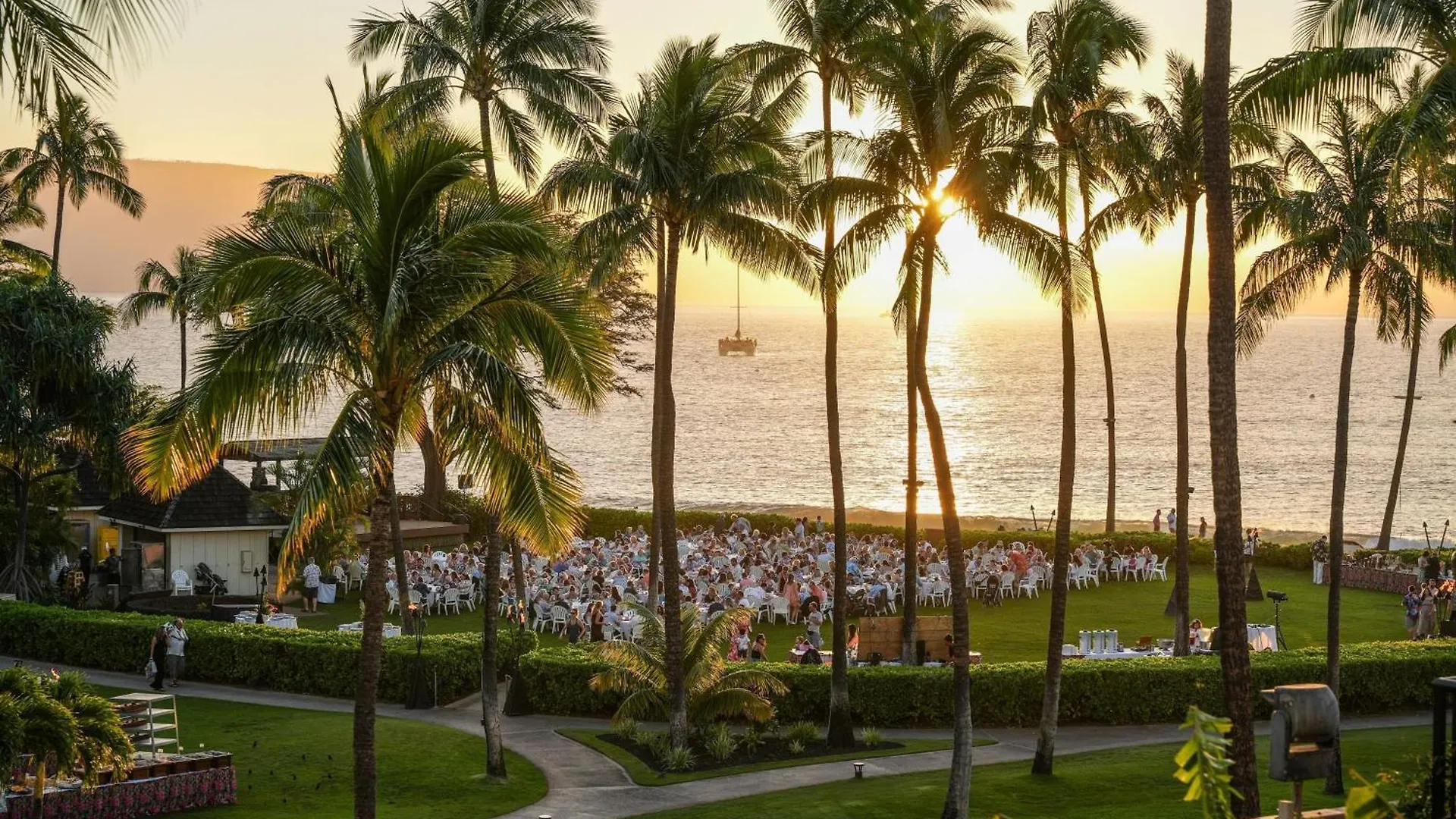 Üdülőközpont Sheraton Maui & 4*