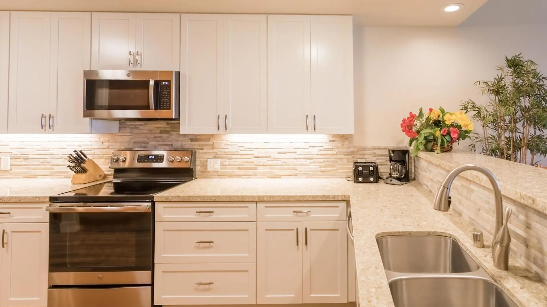 Outstanding Ocean Views 2bd! Sk373 - Sullivan * Kahana