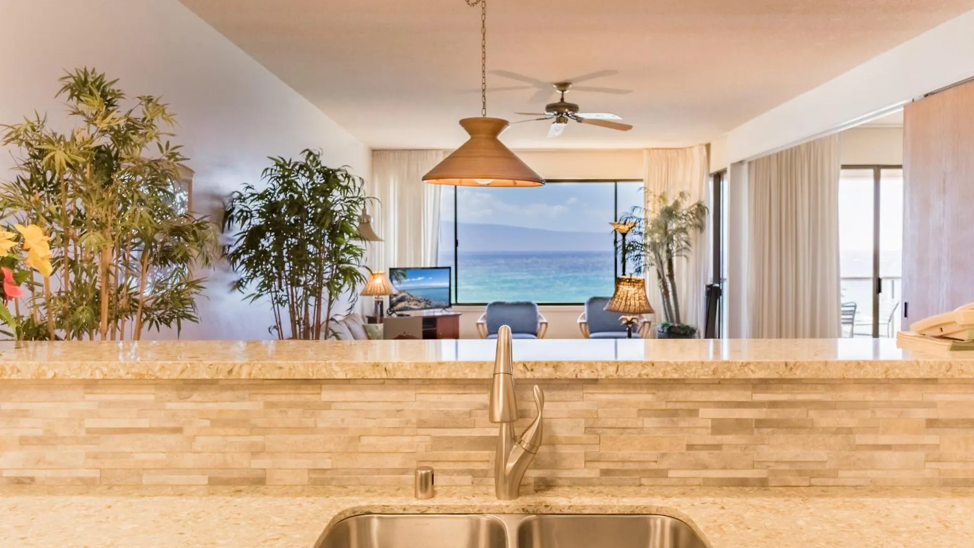 Outstanding Ocean Views 2bd! Sk373 - Sullivan * Kahana