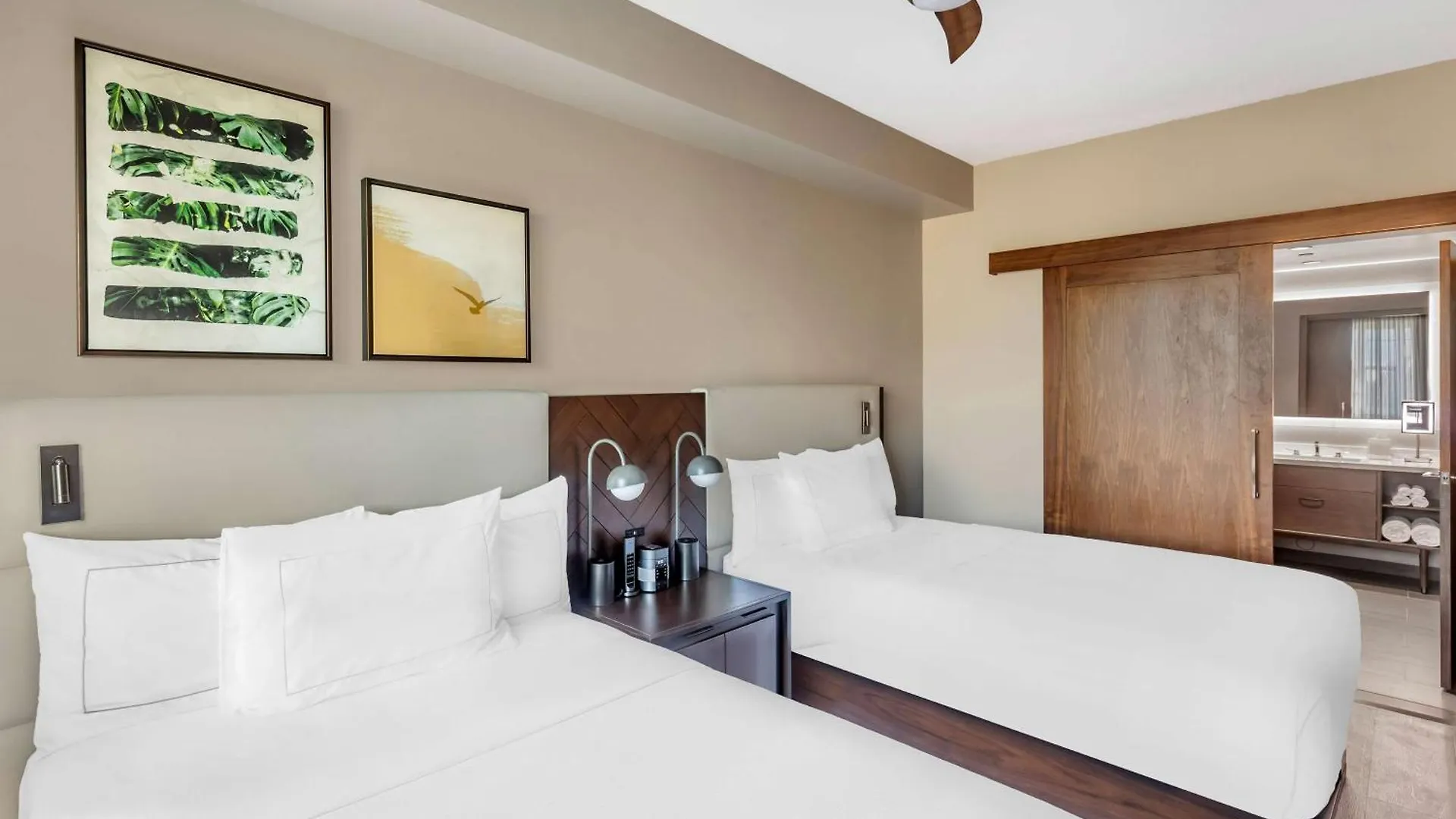 Hilton Grand Vacations Club Maui Bay