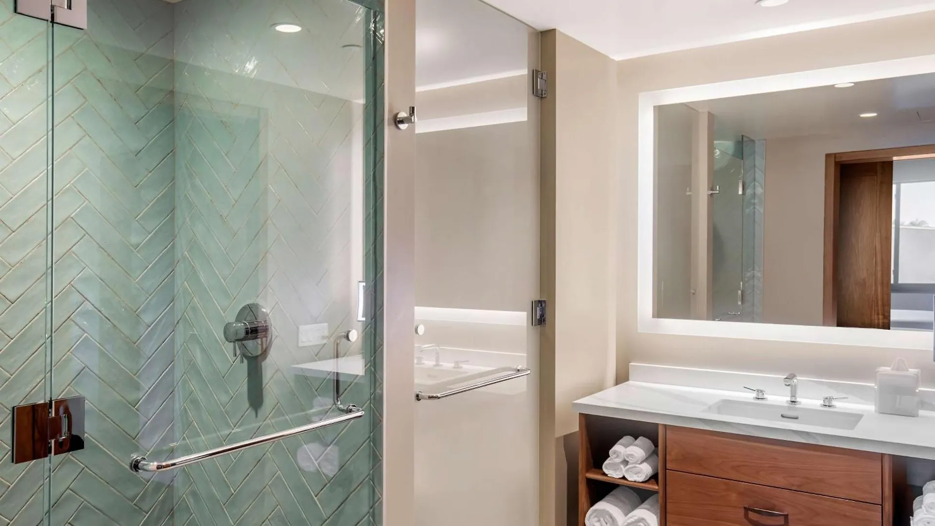 Hilton Grand Vacations Club Maui Bay 3*