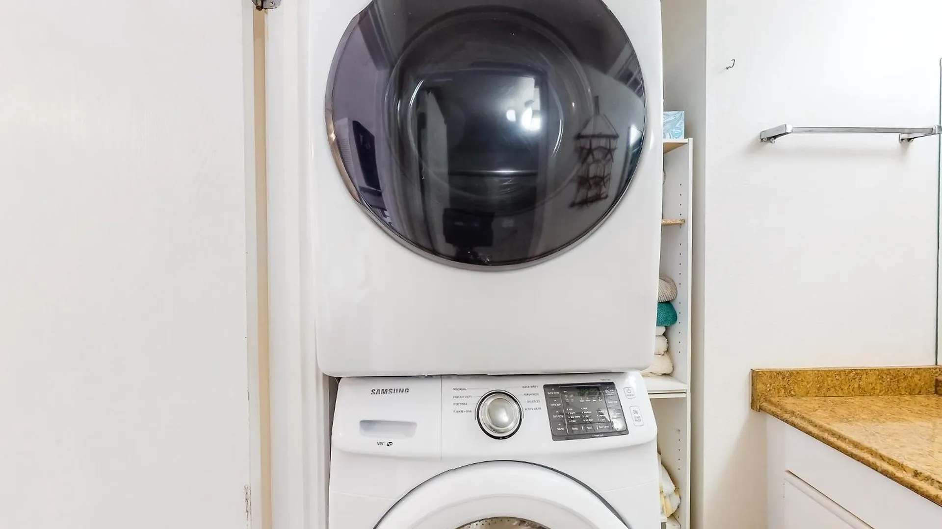 Lägenhetshotell Kihei Akahi 3*