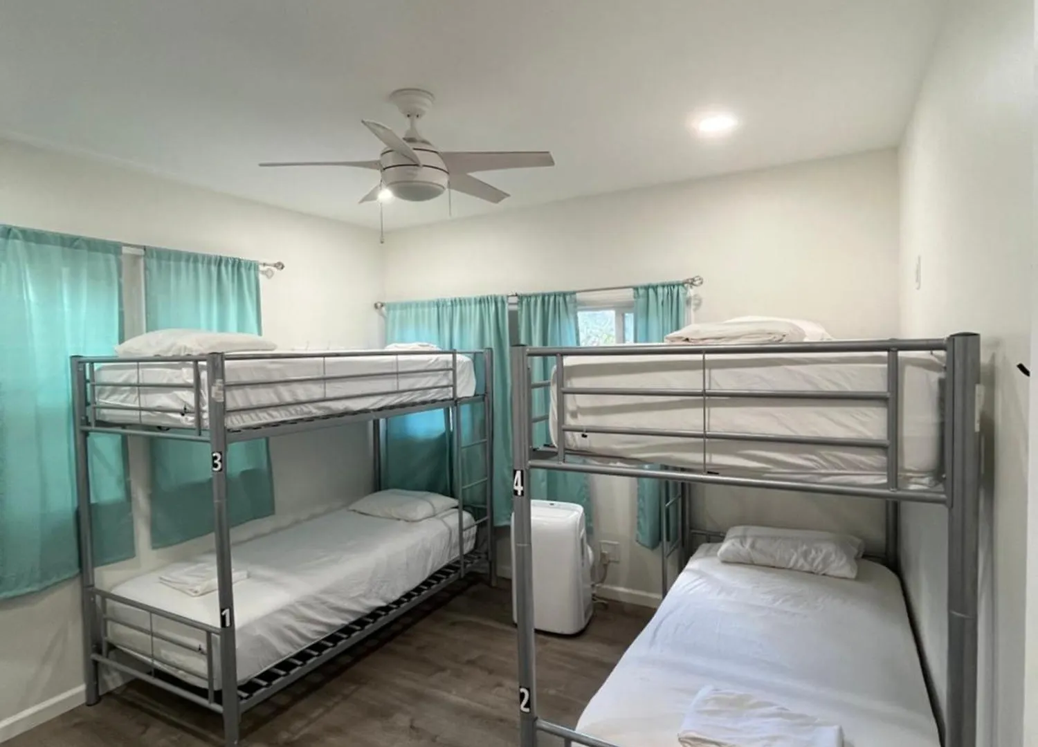 Howzit Hostel