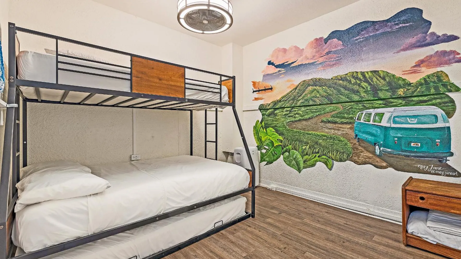 Howzit Hostel Wailuku