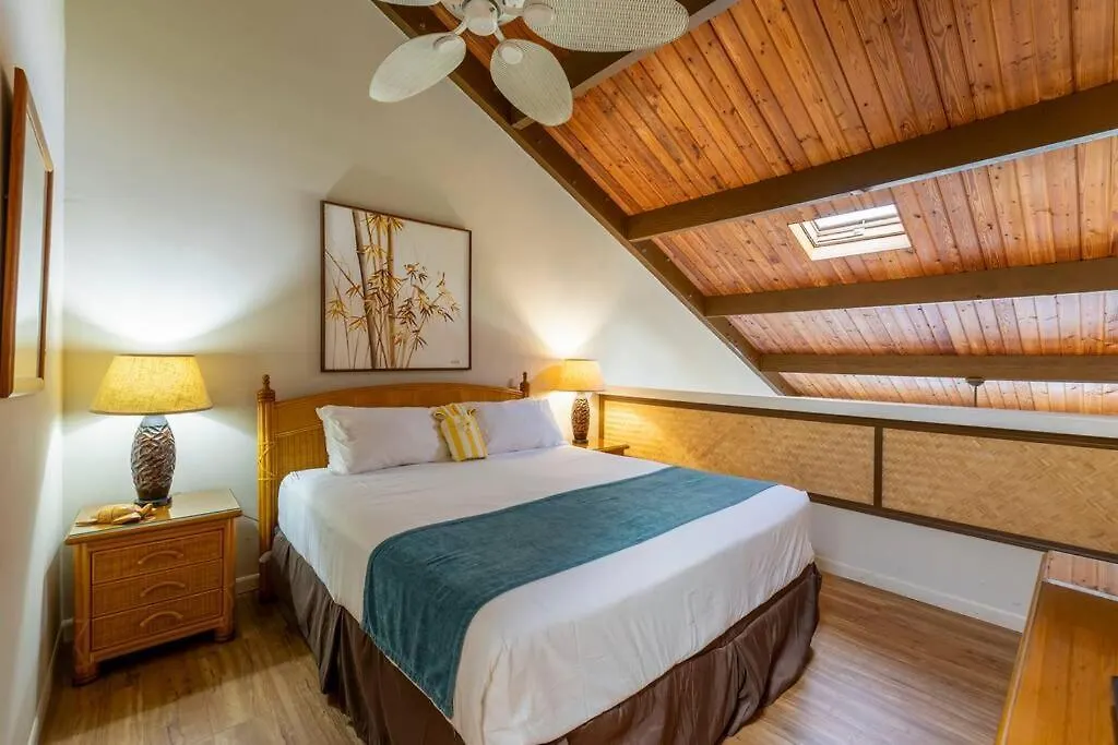 Hale Mahina B403- Beautiful 2 Bedroom Oceanfront Condo, Private Beach, Farmers Market, And Apartamento Kahana