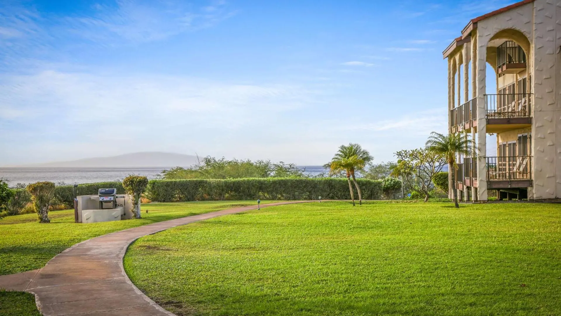 Aston Maui Hill