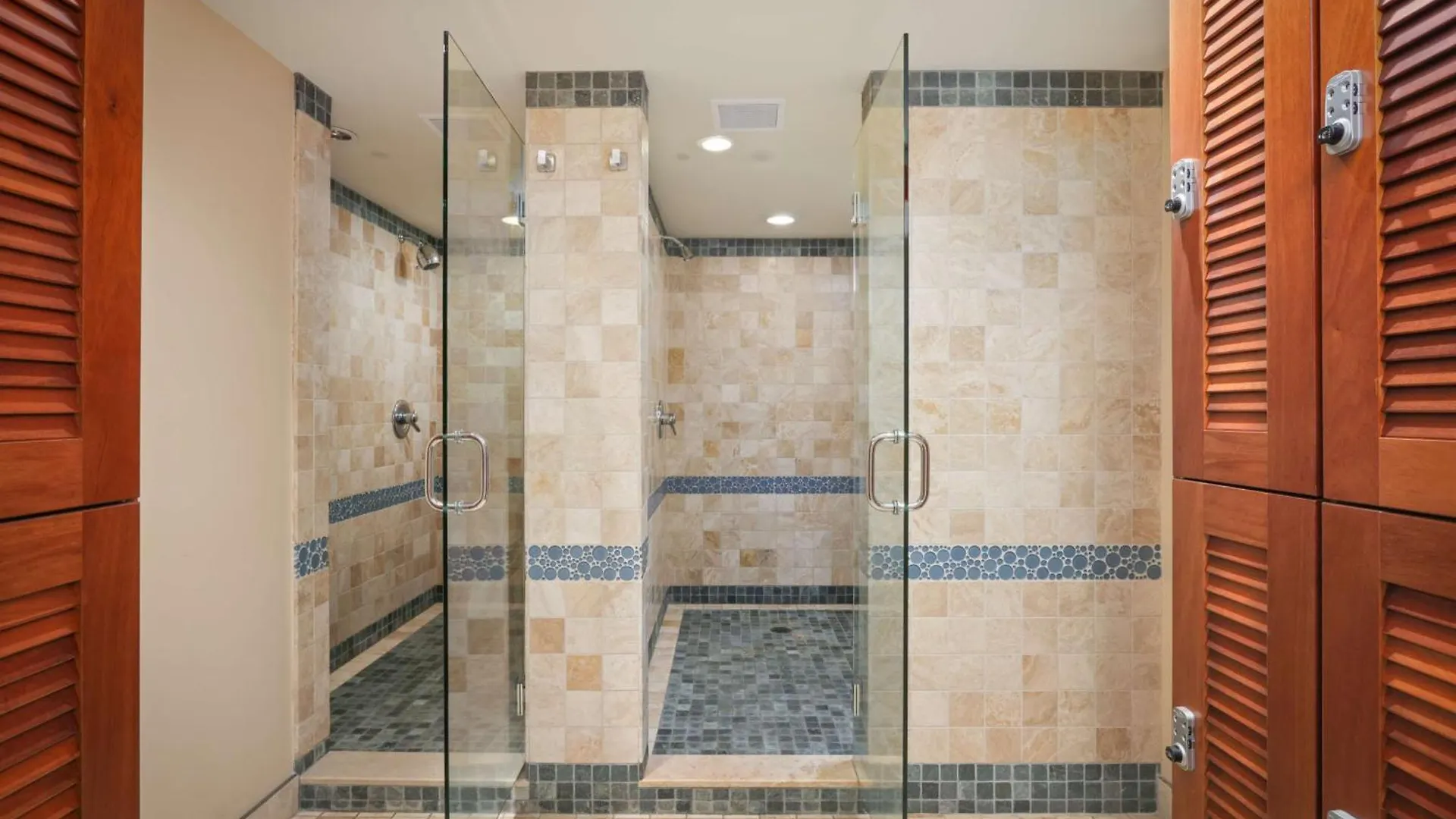 Aston Maui Kaanapali Aparthotel 4*