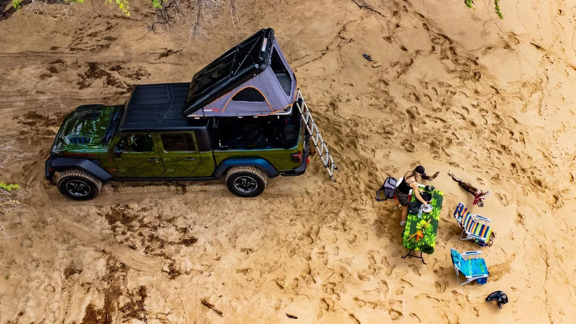Campcar Maui Jeeps Suvs Hybrid Camper With Equipment And Travel Advice Hotel Kahului