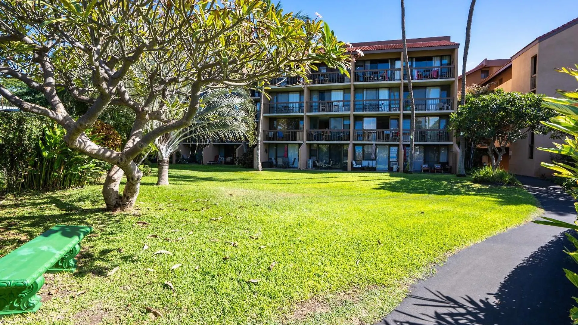 New Modern Beautiful Renovated Maui Vista 3220 度假居 *