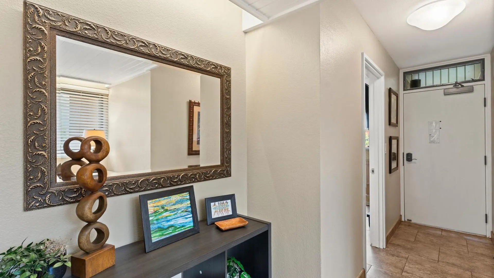 Perfect Getaway 2bd Condo, Steps To & Shops 公寓 *