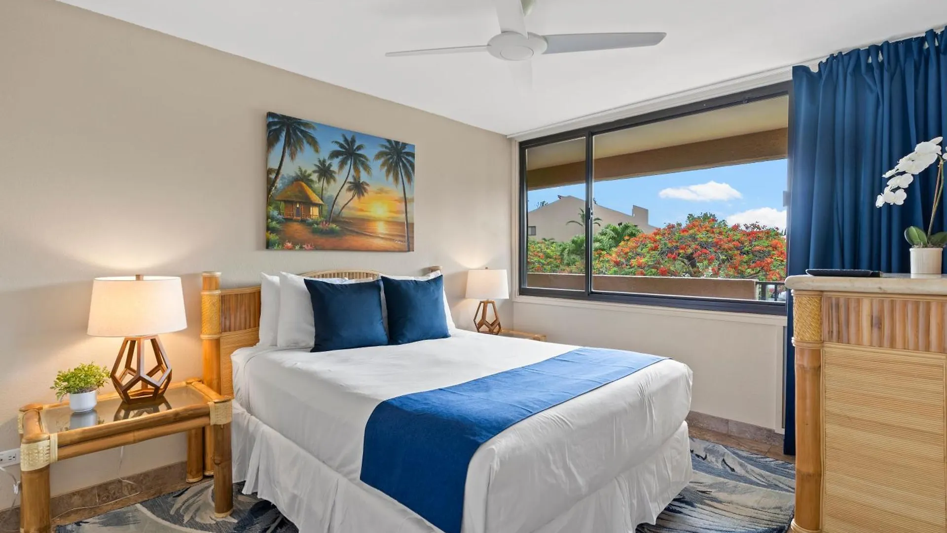 Perfect Getaway 2bd Condo, Steps To & Shops *