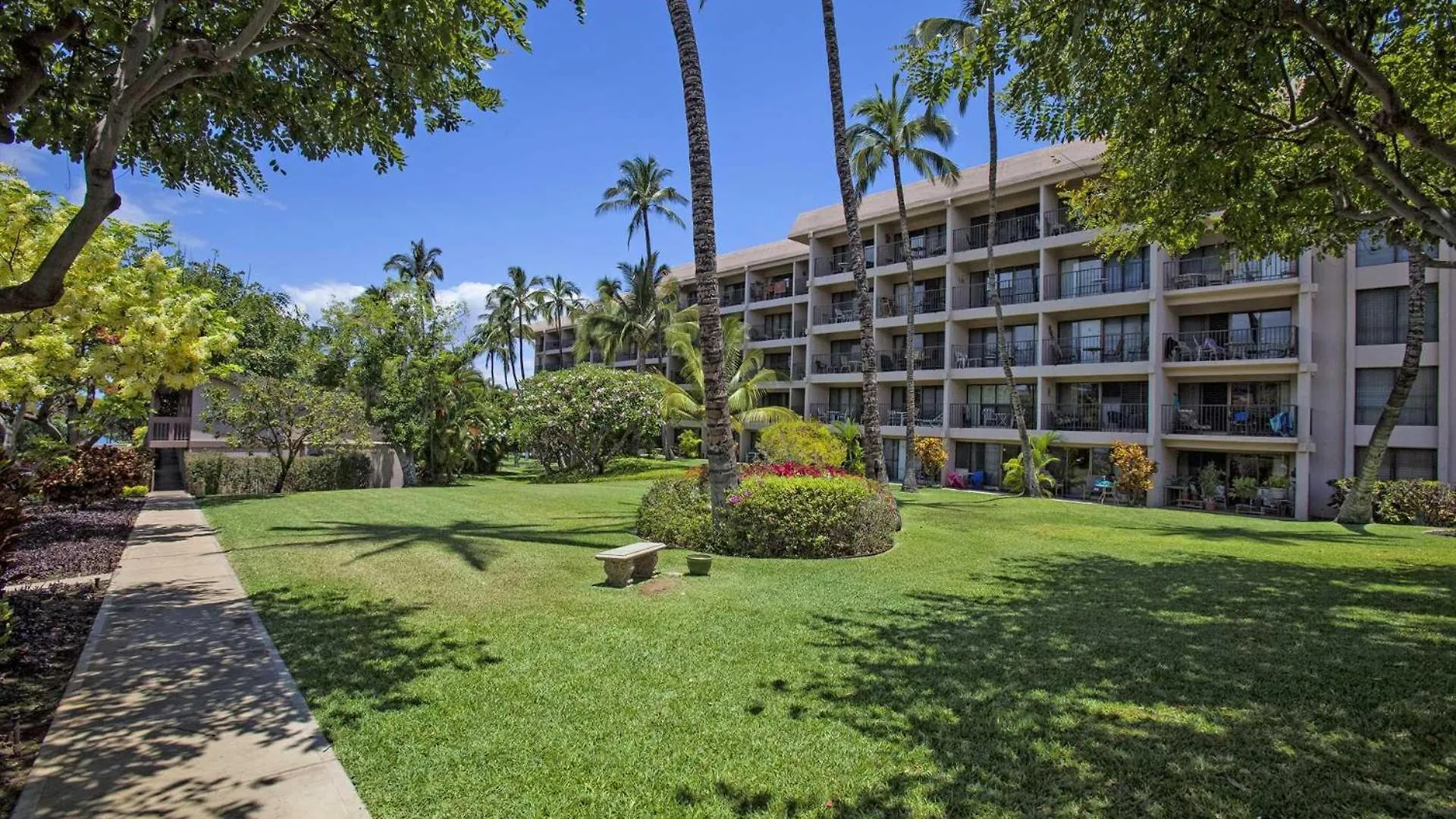 Kihei Akahi - Unit D114 *