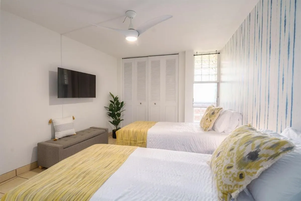 Holiday home Spacious Oceanfront — Big Views — Remodeled 2022