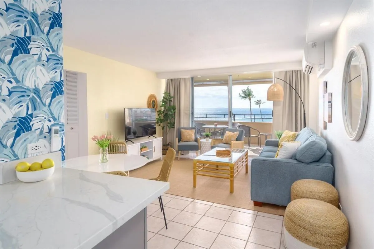 Spacious Oceanfront — Big Views — Remodeled 2022 Holiday home *