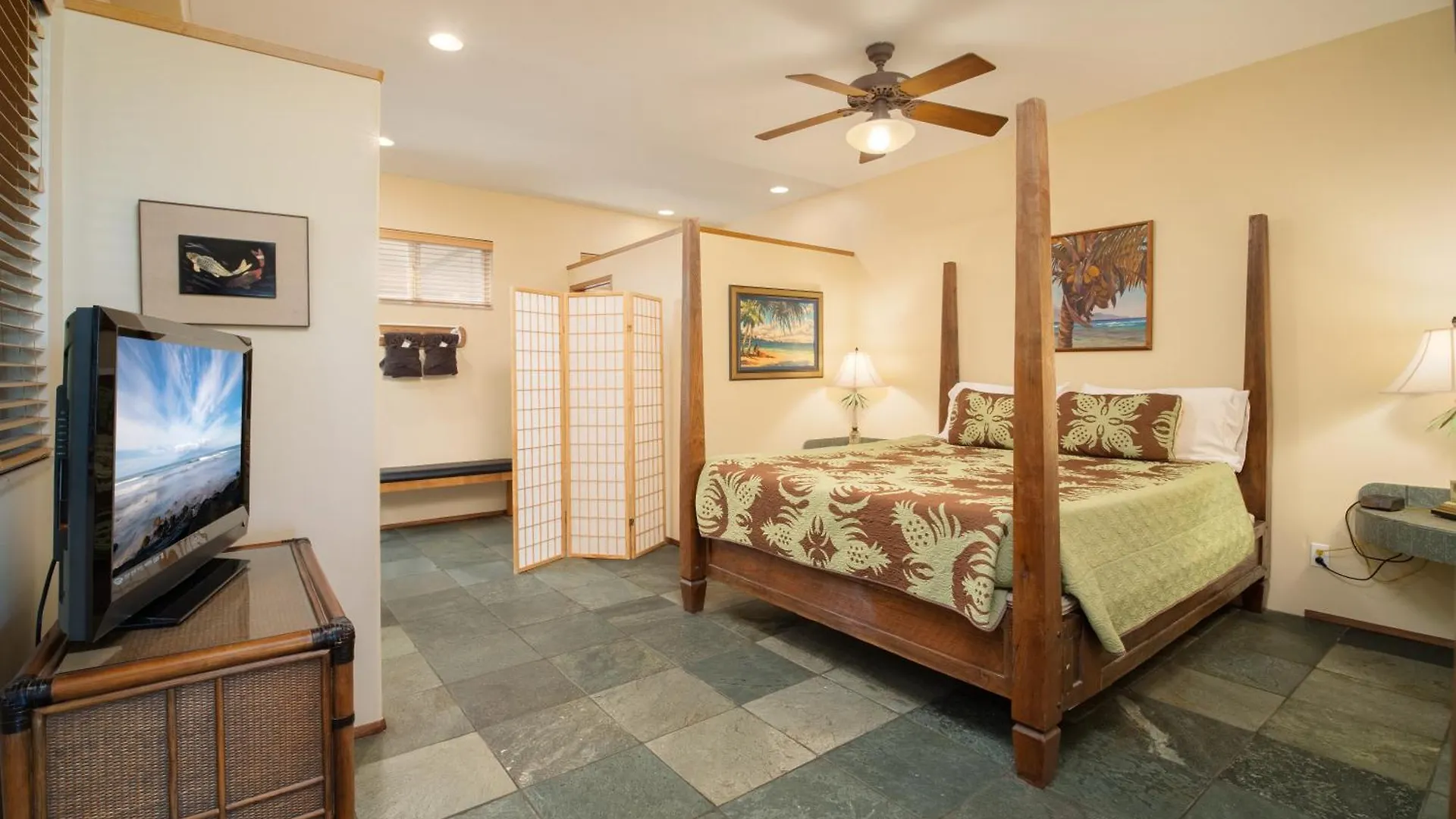 Aloha Aku Cocopalm2 - Your Cozy Beachfront Escape Apartment *