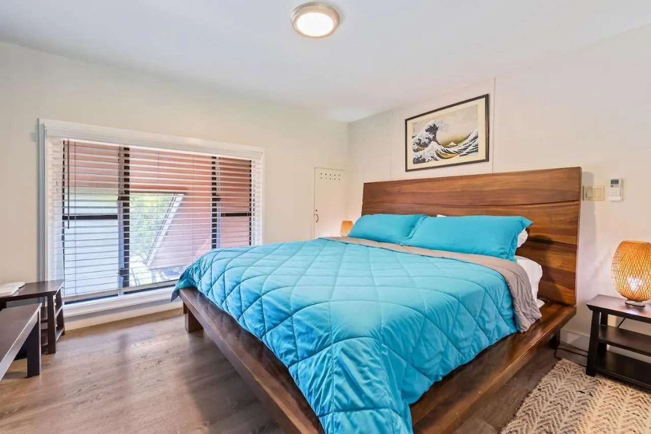 Steps To The 3 Bedroom