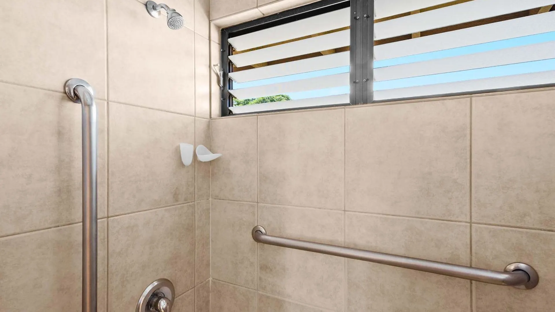 Ferienhaus Ekahi 45d - Ocean Views, Split Ac, Wi-fi