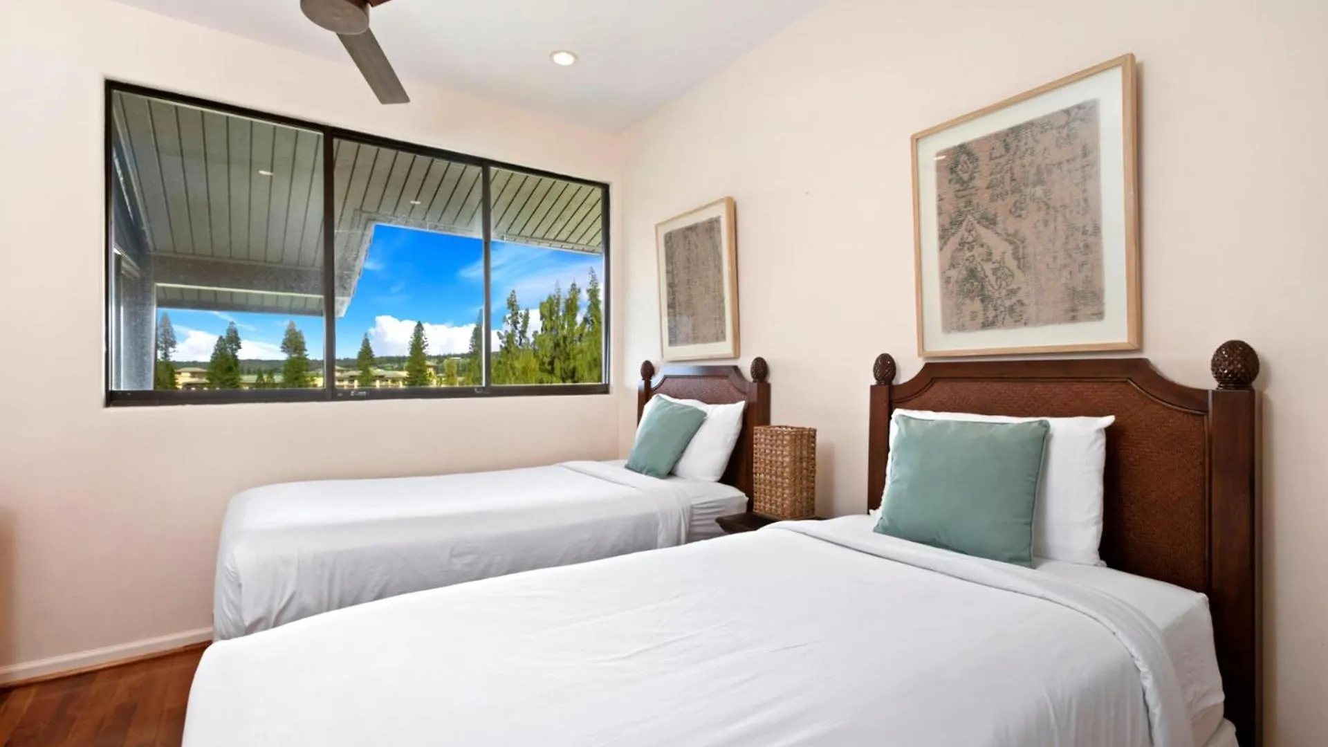 Kbm Resorts Free Car Kapalua Ridge Villas Ocean View Large 2-Story Villa With 3-Bedrooms Krv-722 Kaanapali