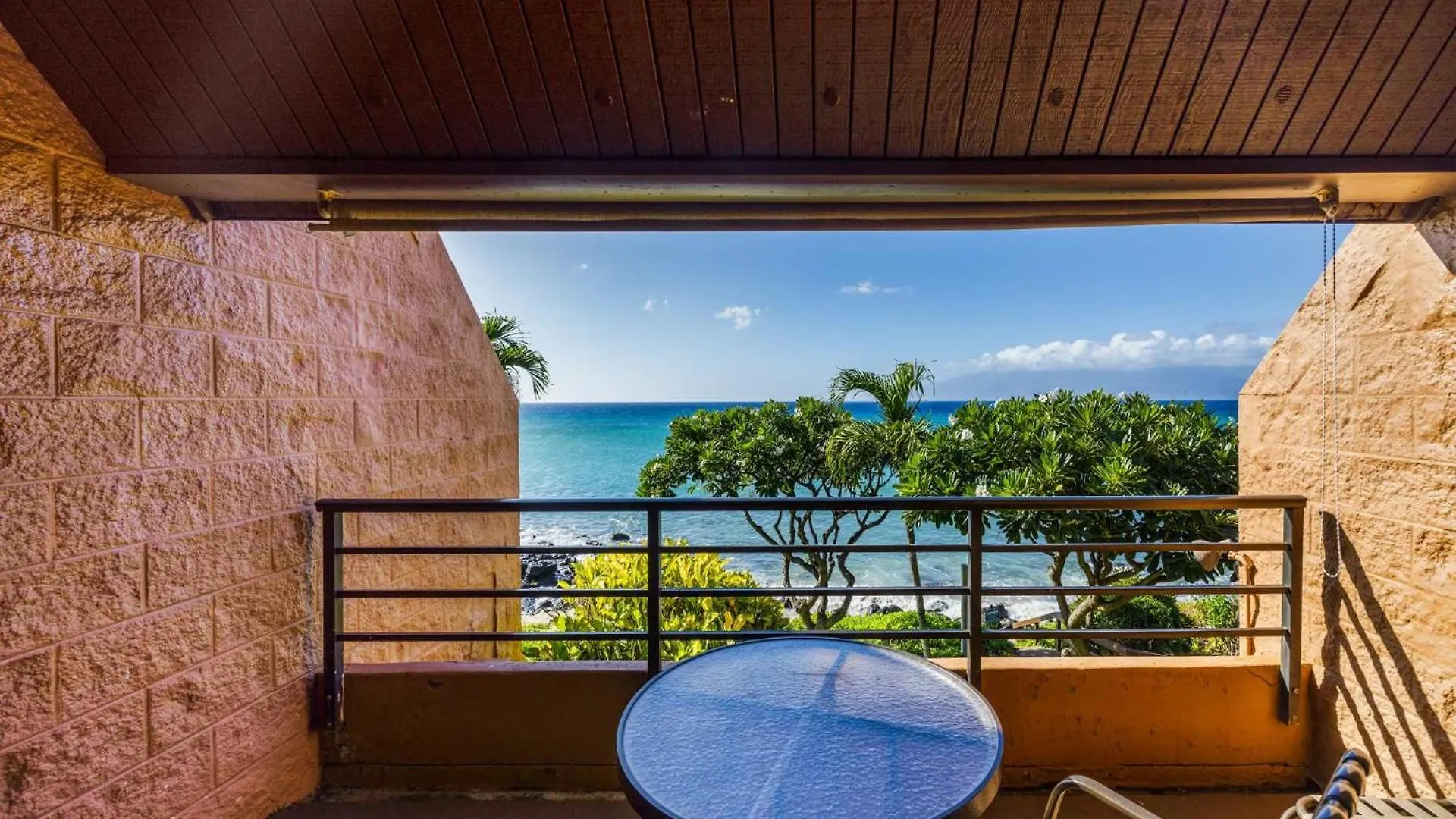 펜션 Kuleana Club #410 Oceanfront 1 Bedroom 1 Bathroom - Gated 2nd Fl *