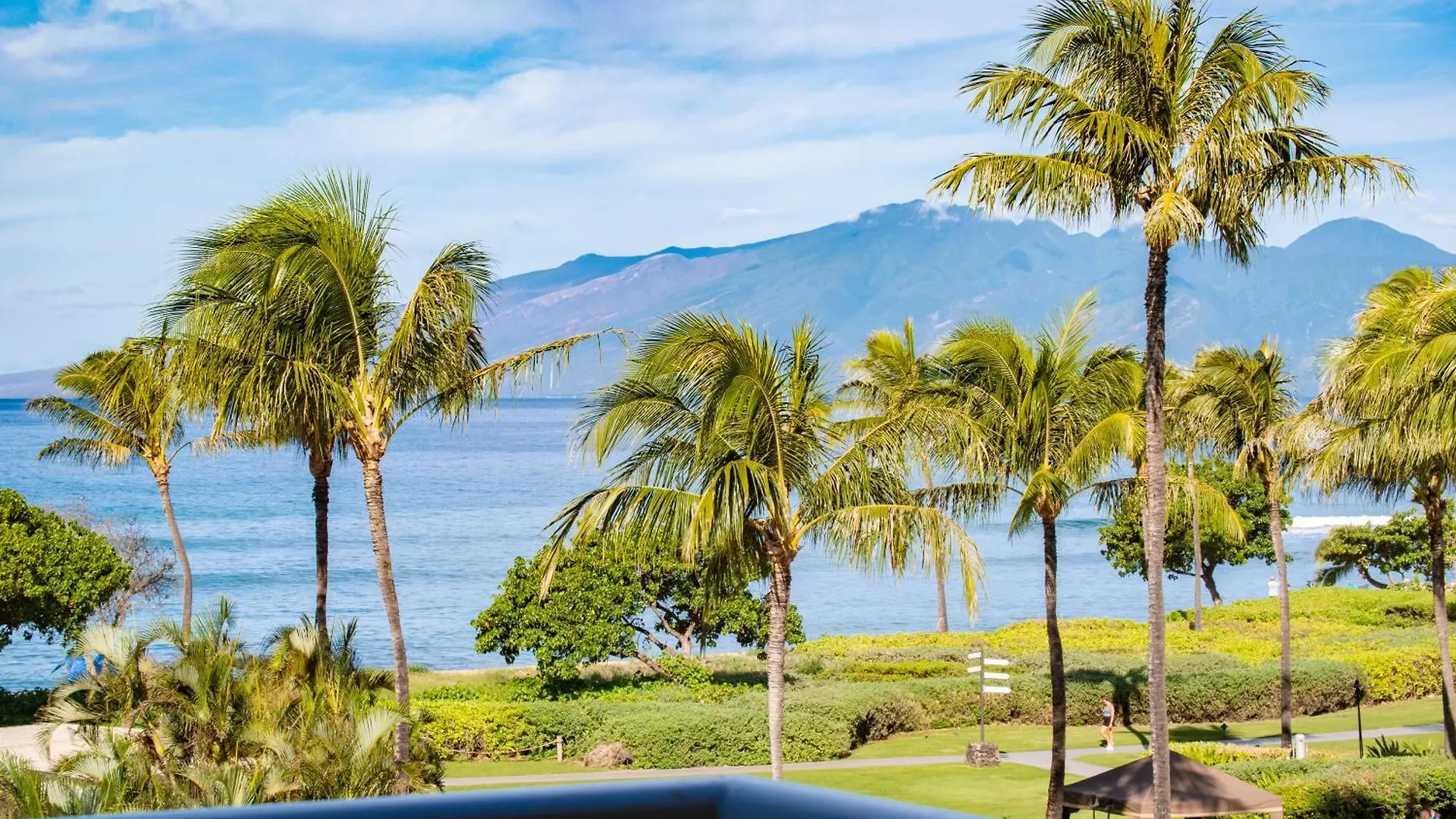 Oceanfront Views Above Dukes - Wrap Around Lanai - Outdoor Kitchen Honua Kai H351 度假居 *