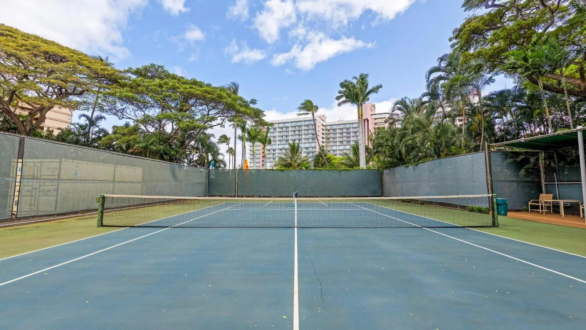 Aston Mahana 1012 Apartment