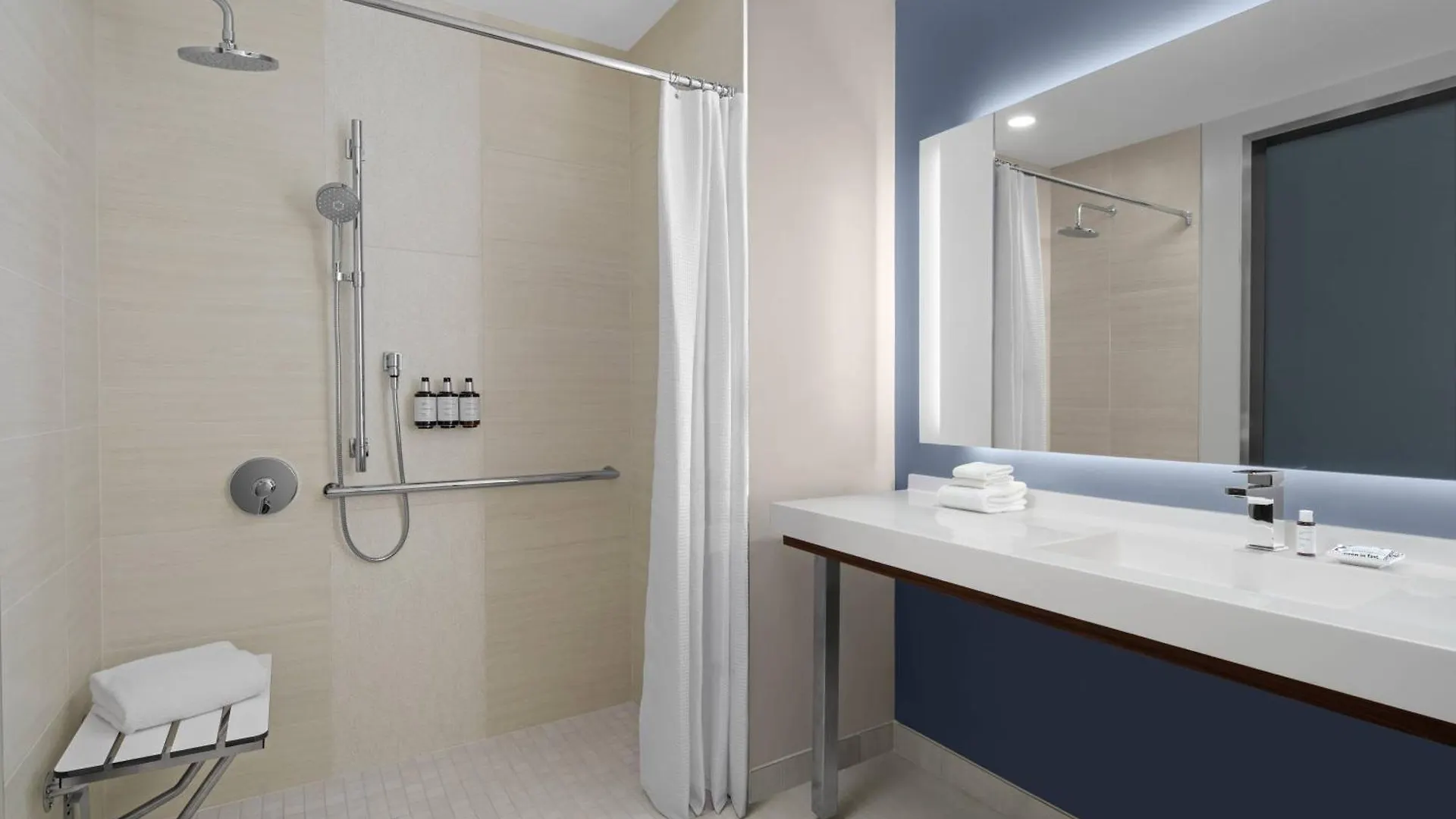 Ac By Marriott Maui Wailea Hotel 4*