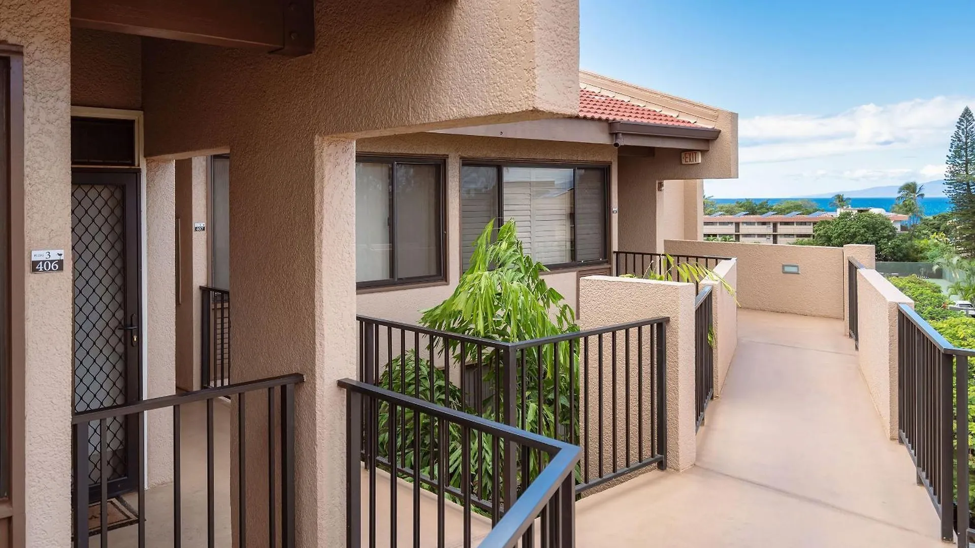 Kamaole Sands 3-406 *