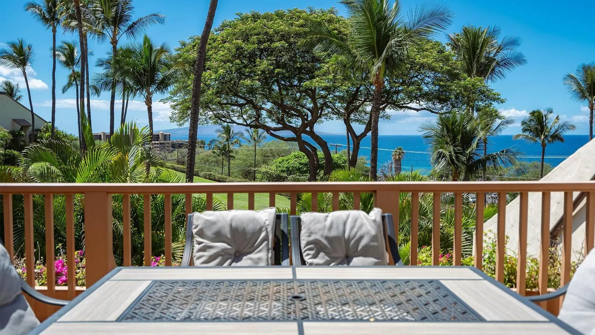 Maui Kamaole G-202 Holiday home *