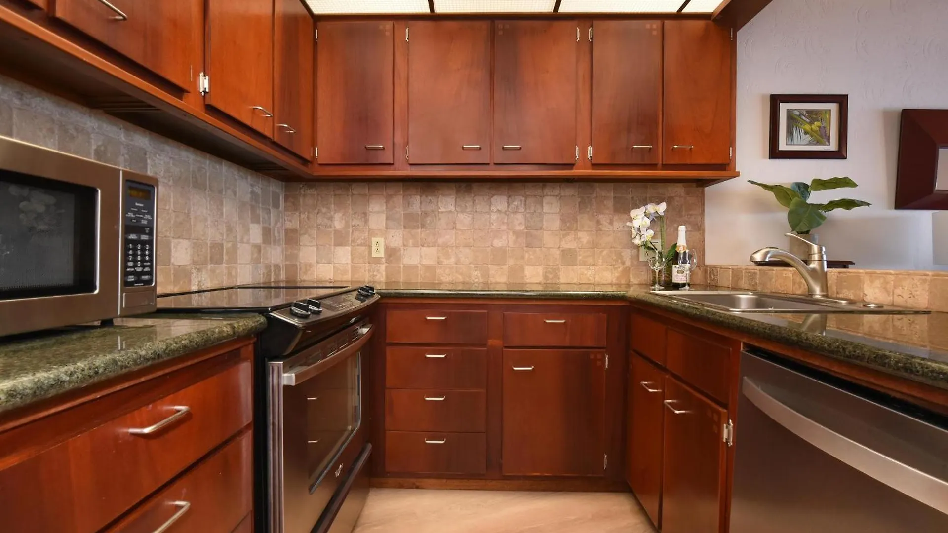 Largest One Bedroom At Kuleana - Oceanfront Unit!! 105 * 卡哈纳