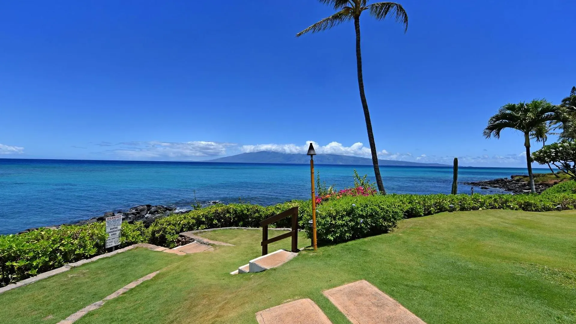 Largest One Bedroom At Kuleana - Oceanfront Unit!! 105