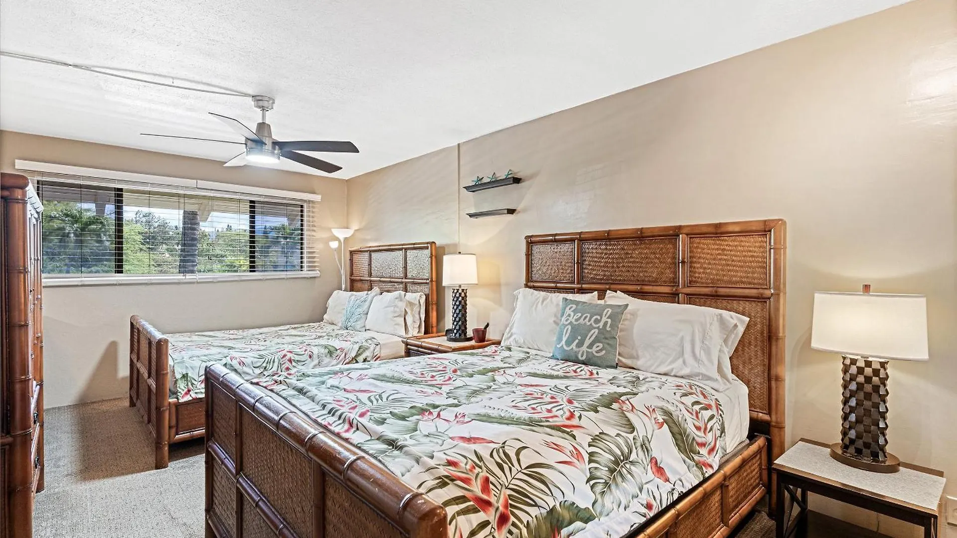 Semesterbostad Shores Of Maui 215 Dramatic Ocean Views Steps To The Renovated Ac 5964 *