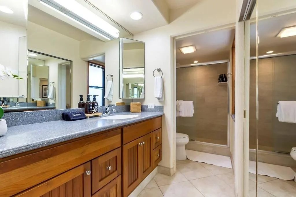 Hololani A404- Ocean Views From Every Room, 2 Bedroom Kahana