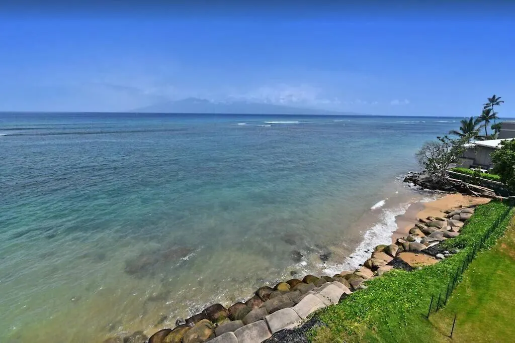 Hololani A404- Ocean Views From Every Room, 2 Bedroom Apartment Kahana