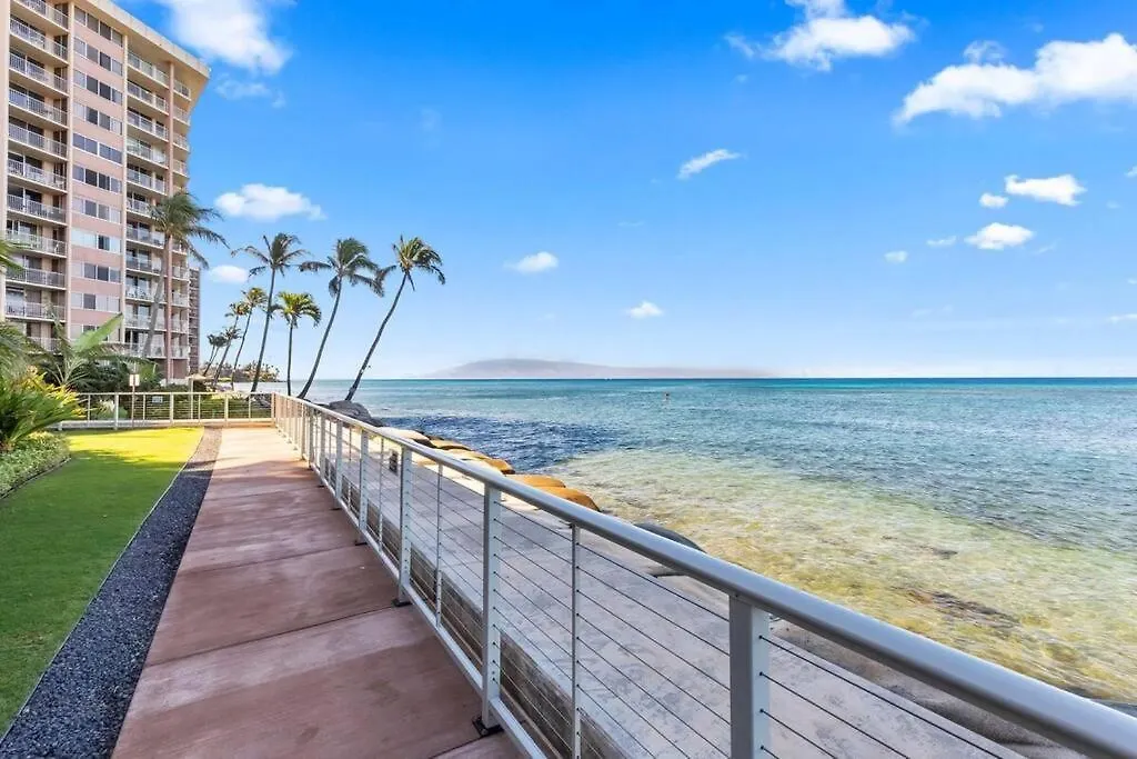 Hololani A404- Ocean Views From Every Room, 2 Bedroom Apartment